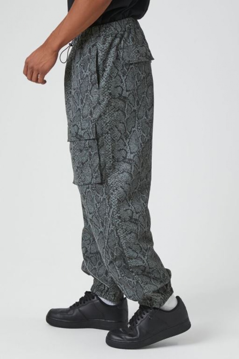 Pantalon Forever 21 Snake Print Cargo Joggers Hombre Grises Multicolor | ACa6Ktr7zI5